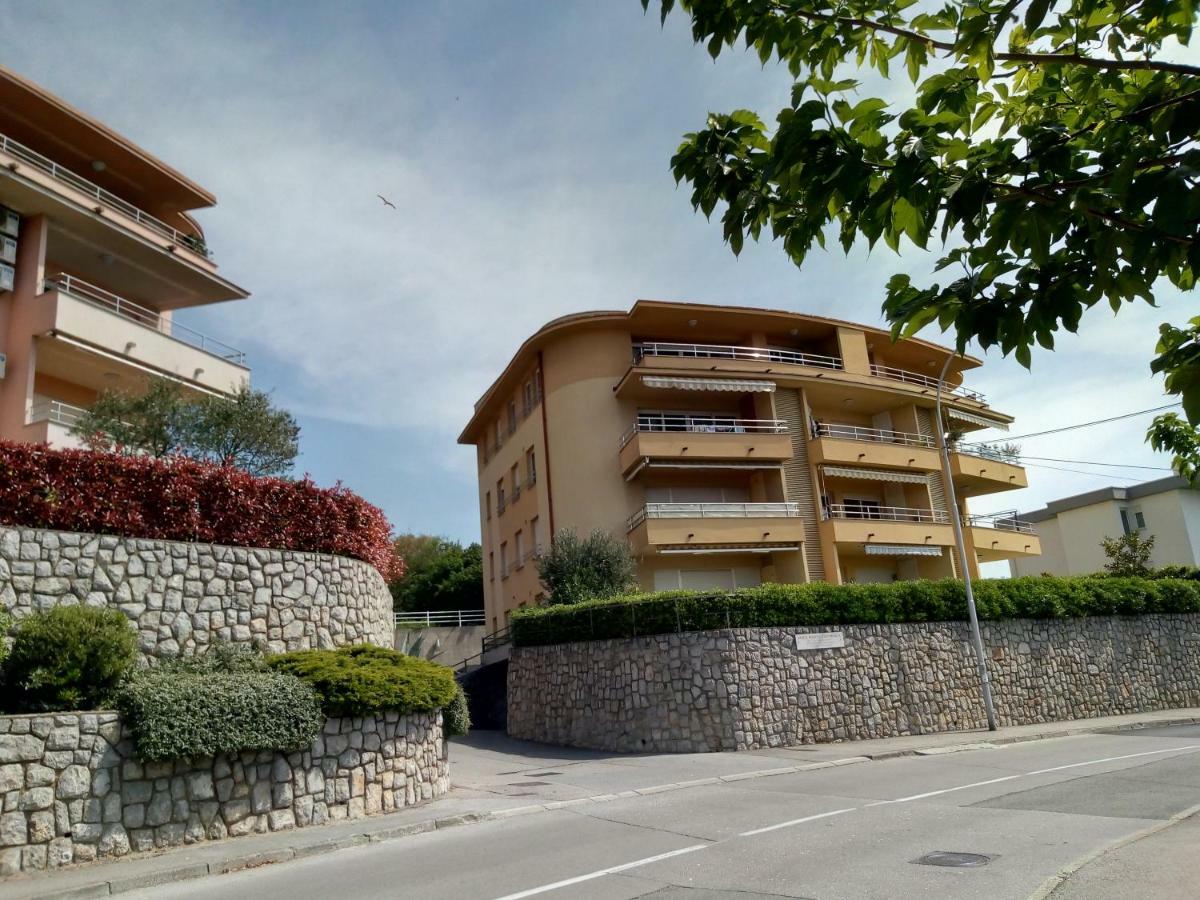 Swimming Apartment ริเยกา ภายนอก รูปภาพ